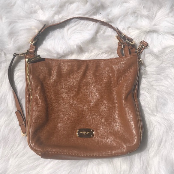 Michael Kors Handbags - Micheal Kors Crossbody